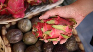 Aprenda a ver se pitaya está própria para consumo. - (blowbackphoto / iStock)