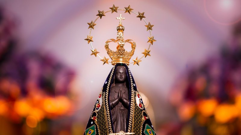 A primeira aparição de Nossa Senhora Aparecida foi no ano de 1717 em São Paulo. - Imagem: Sidney de Almeida/iStock