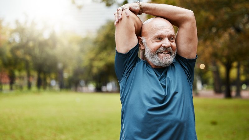 Comece hoje a mudar hábitos do seu dia a dia e fuja do sedentarismo. - PeopleImages / istock