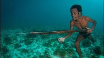Conheça a incrível tribo de homens que ficam muito tempo debaixo d'água. - reprodução/ Tribo Bajau/ Youtube