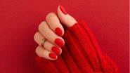 Descubra quais cores de esmalte mais combinam com o inverno desse ano e inove o visual. - Dariia Chernenko / istock