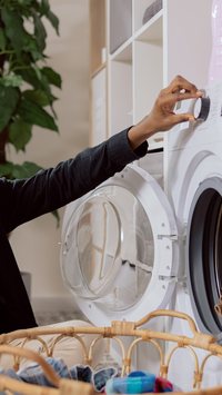 5 erros comuns na hora de lavar roupa