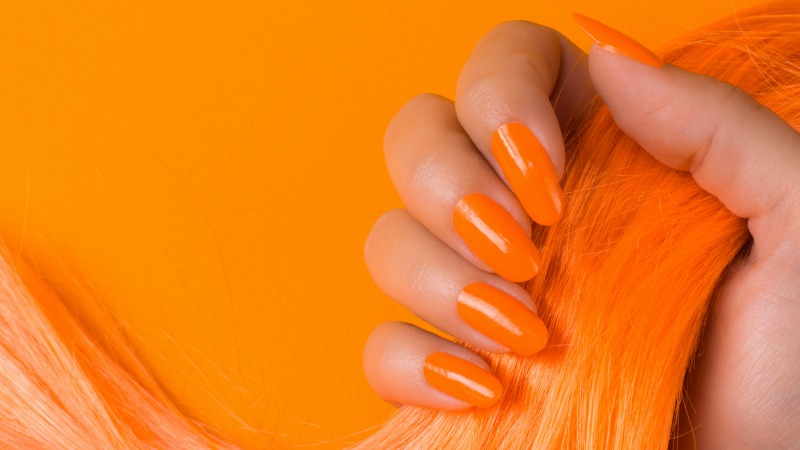 unhas laranja