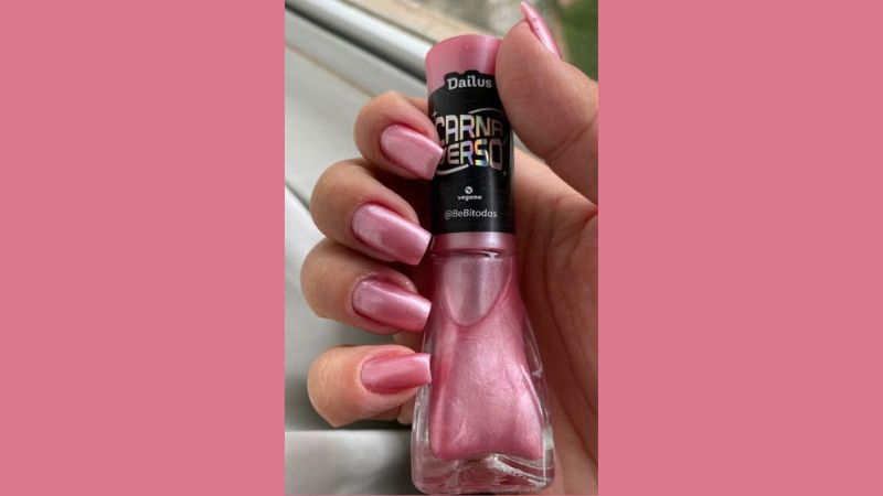 tons de esmalte rosa